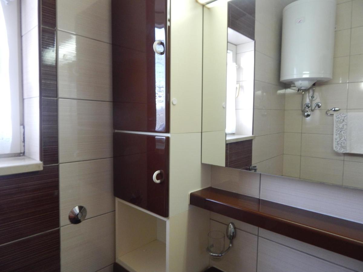 Apartmani Lana Бродариця Екстер'єр фото