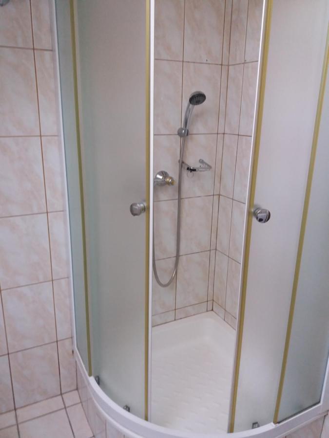 Apartmani Lana Бродариця Екстер'єр фото
