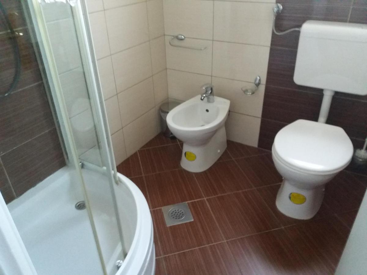 Apartmani Lana Бродариця Екстер'єр фото
