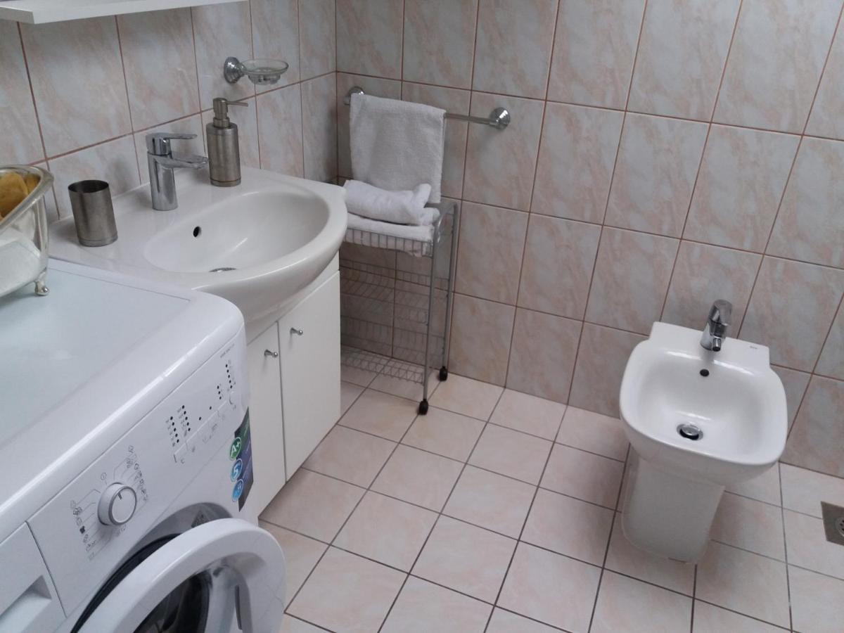 Apartmani Lana Бродариця Екстер'єр фото