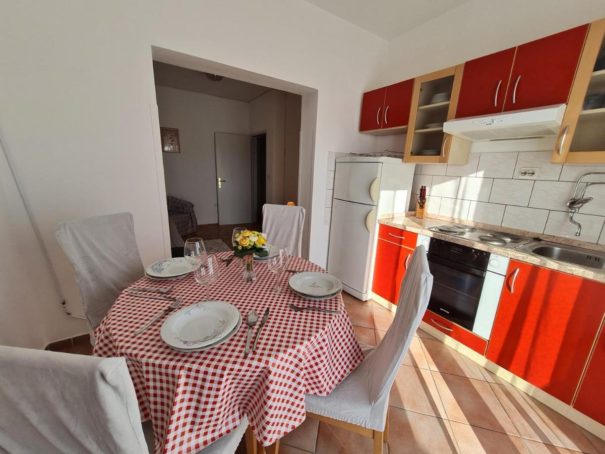 Apartmani Lana Бродариця Екстер'єр фото